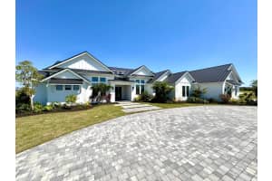 7001 Pentalago Circle, Palm City, FL 34990 - MLS#B26007687