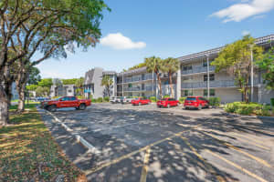 9081 Lime Bay Boulevard, Tamarac, FL 33321 - MLS#B26007705