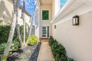 1211 Delray Lakes Drive, Delray Beach, FL 33444 - MLS#B26007720