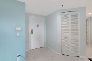 7507 La Paz Boulevard, Boca Raton, FL 33433 - MLS#B26007783