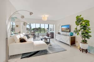 7507 La Paz Boulevard, Boca Raton, FL 33433 - MLS#B26007783