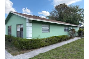 5954 Bahama Court, West Palm Beach, FL 33407 - MLS#B26007789