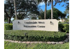 8208 14 Street, Plantation, FL 33322 - MLS#B26007823