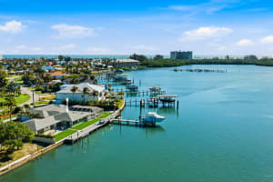 1625 Thumb Point Drive, Fort Pierce, FL 34949 - MLS#B26007832