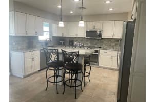 717 Fischer Circle, Sebastian, FL 32958 - MLS#B26007842