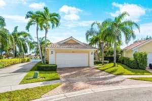 8222 Dominica Place, Wellington, FL 33414 - MLS#B26007855