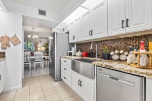 1000 125th Avenue, Pembroke Pines, FL 33027 - MLS#B26007879