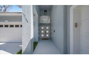 17104 Crossgate Drive, Jupiter, FL 33477 - MLS#B26007891