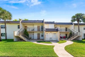 130 Lake Meryl Drive, West Palm Beach, FL 33411 - MLS#B26007899