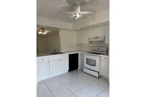 203 Lakeview Dr Drive, Royal Palm Beach, FL 33411 - MLS#B26007918