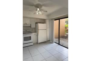 203 Lakeview Dr Drive, Royal Palm Beach, FL 33411 - MLS#B26007918