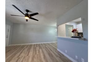 176 Sussex 176, West Palm Beach, FL 33417, West Palm Beach, FL 33417 - MLS#B26007931