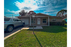 4709 Sunset Boulevard, Fort Pierce, FL 34982 - MLS#B26007957