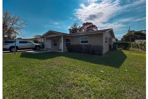 4709 Sunset Boulevard, Fort Pierce, FL 34982 - MLS#B26007957
