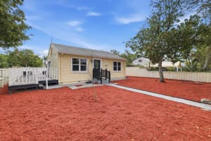 6600 Garden Avenue, West Palm Beach, FL 33405 - MLS#B26007961