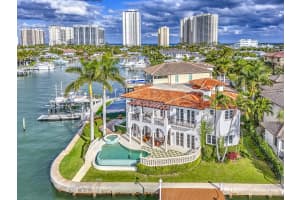 2775 Lake Drive, Singer Island, FL 33404 - MLS#B26007991