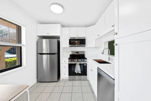 5570 Lakeside Drive, Margate, FL 33063 - MLS#B26007994