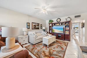 37 Yacht Club Drive, North Palm Beach, FL 33408 - MLS#B26007995