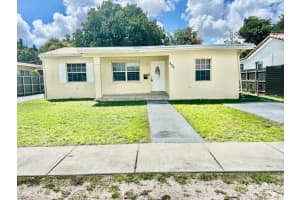 350 58th Street, Hialeah, FL 33013 - MLS#B26008054