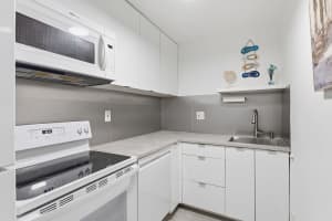 3000 Riomar Street, Fort Lauderdale, FL 33304 - MLS#B26008060