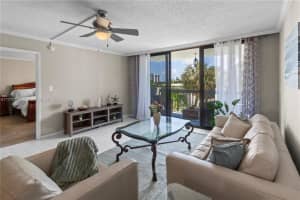 4800 Bayview Drive, Fort Lauderdale, FL 33308 - MLS#B26008080