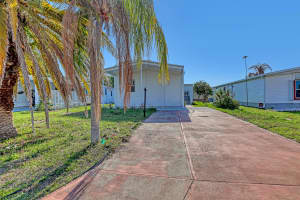 1479 Barefoot Circle, Sebastian, FL 32976 - MLS#B26008088