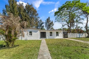 188 Naranja Avenue, Port Saint Lucie, FL 34983 Sold 05/20/26