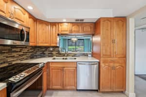 1101 Colony Point Circle, Pembroke Pines, FL 33026 - MLS#B26008098