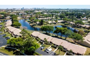 1017 Green Pine Boulevard, West Palm Beach, FL 33409 - MLS#B26008099