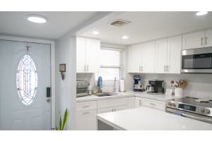 8285 Sunrise Lakes Boulevard, Sunrise, FL 33322 - MLS#B26008157