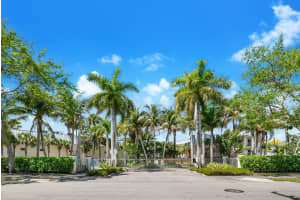 8950 69th Court, Pinecrest, FL 33156 - MLS#B26008165