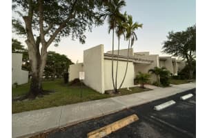 1097 98th Terrace, Pembroke Pines, FL 33024 - MLS#B26008170