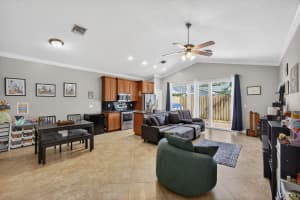 3125 Shelby Way, Palm Springs, FL 33461 - MLS#B26008194