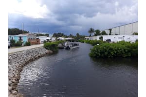 22 Loafing Street, Hypoluxo, FL 33462 - MLS#B26008231