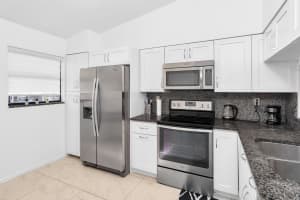 3139 Millwood Terrace, Boca Raton, FL 33431 - MLS#B26008249