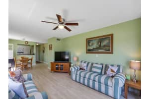 95 Spring Lake Drive 101, Vero Beach, Fl 32962, Vero Beach