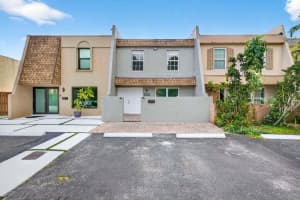 7506 Nw 75th Street, Tamarac, Fl 33321, Tamarac