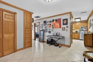 9 19th Court, Wilton Manors, FL 33305 - MLS#B26008345