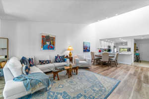 61 Eastgate Drive, Boynton Beach, FL 33436 - MLS#B26008347