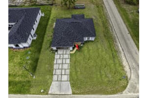 2900 42nd St Street, Lehigh Acres, FL 33971 - MLS#B26008349