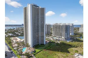 3000 Ocean Drive, Singer Island, FL 33404 - MLS#B26008390