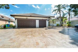 8252 44th Street, Coral Springs, FL 33065 - MLS#B26008401