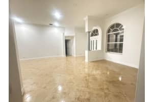 8252 44th Street, Coral Springs, FL 33065 - MLS#B26008401