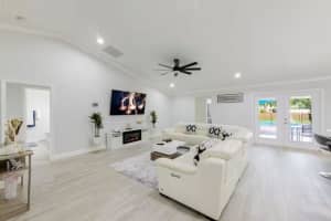 11038 Persimmon Boulevard, West Palm Beach, FL 33411 - MLS#B26008407