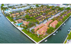 1060 Lake Shore Drive, West Palm Beach, FL 33403 - MLS#B26008457