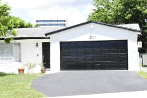 237 Porter Place, West Palm Beach, FL 33409 - MLS#B26008474