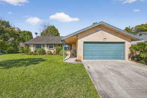 132 Parkwood Drive, Royal Palm Beach, FL 33411 - MLS#B26008502