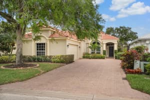 4626 Wandering Oak Court, Jensen Beach, FL 34957 - MLS#B26008514