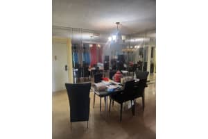 4200 Hillcrest Drive, Hollywood, FL 33021 - MLS#B26008523