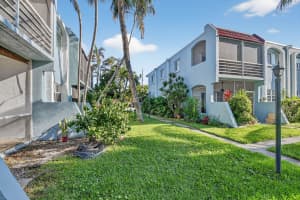 1432 Lakeside Drive, Lake Worth Beach, FL 33460 - MLS#B26008538